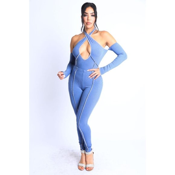 Women's Overlock Detailed Cross Halter Keyhole Neck Off The Shoulder 2 Piece Set - Picture 2 of 16